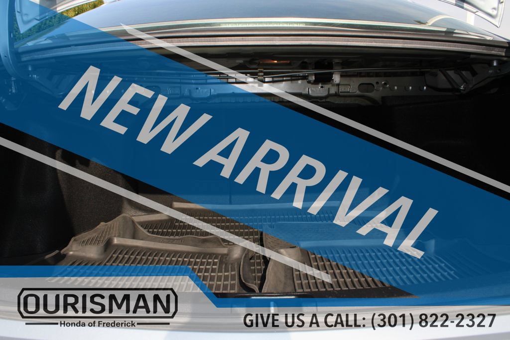 Used 2020 Toyota Corolla LE FWD image 11