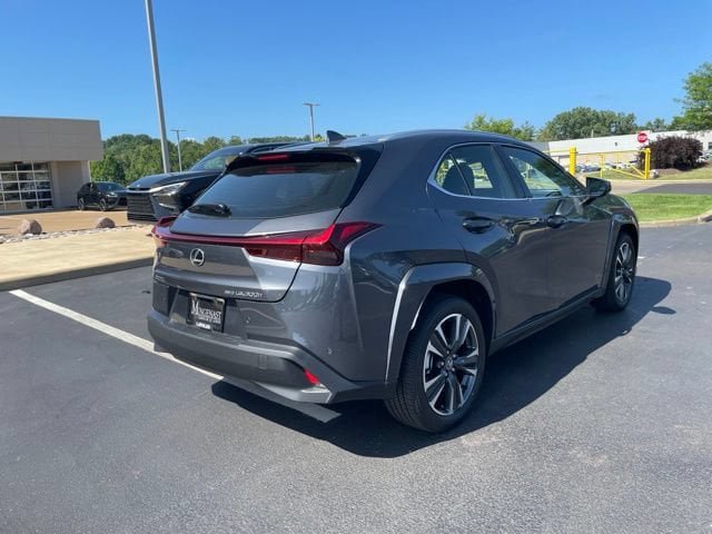 New 2026 Lexus UX 300h AWD image 3