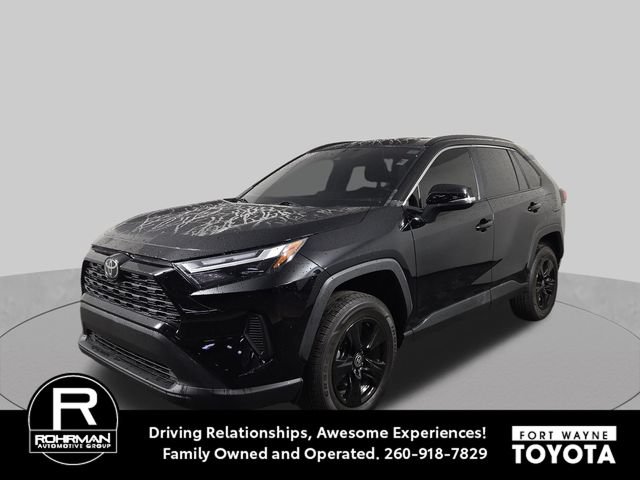 Used 2023 Toyota RAV4 XLE AWD/4WD image 1
