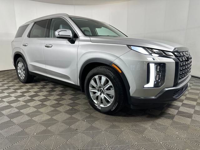 Certified 2025 Hyundai Palisade SEL image 19