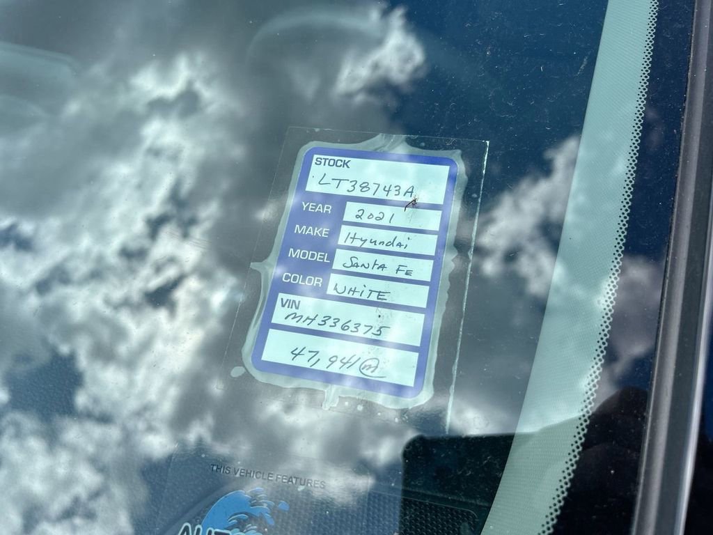 Used 2021 Hyundai Santa Fe SE image 11