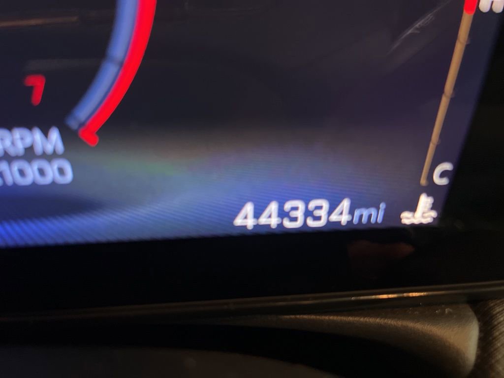 Used 2024 Chevrolet TrailBlazer LT image 2