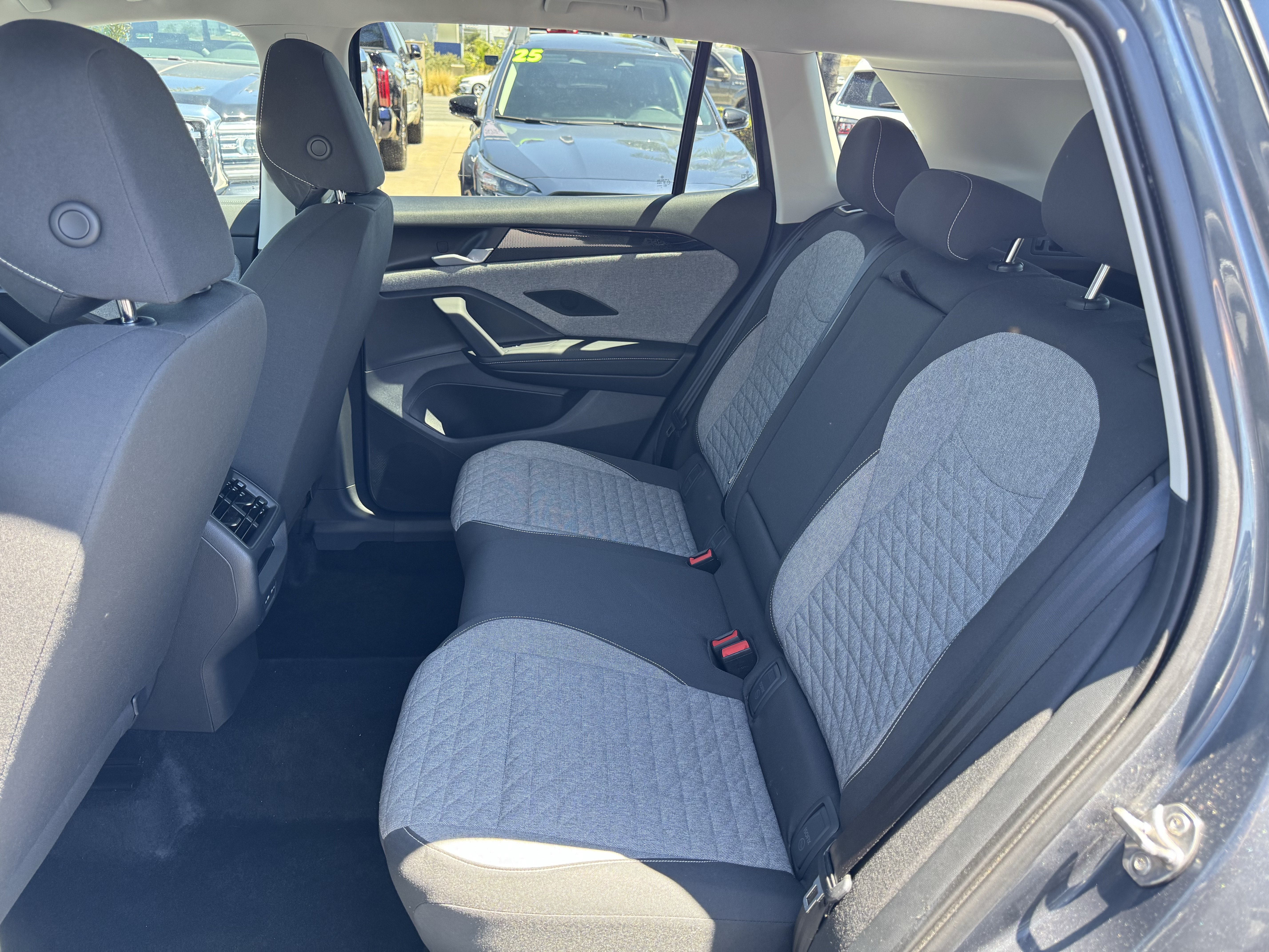 Used 2026 Volkswagen Tiguan S FWD image 33