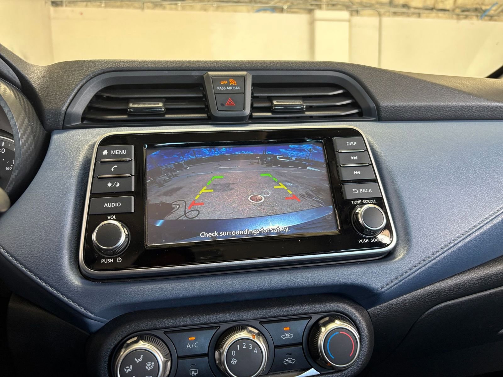 Used 2025 Nissan Versa SV FWD image 22
