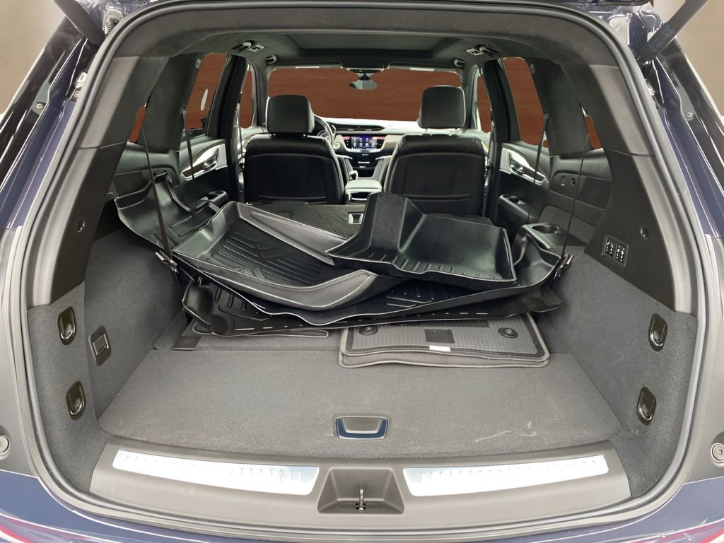 Certified 2024 Cadillac XT6 Premium Luxury w/ Platinum Package image 13