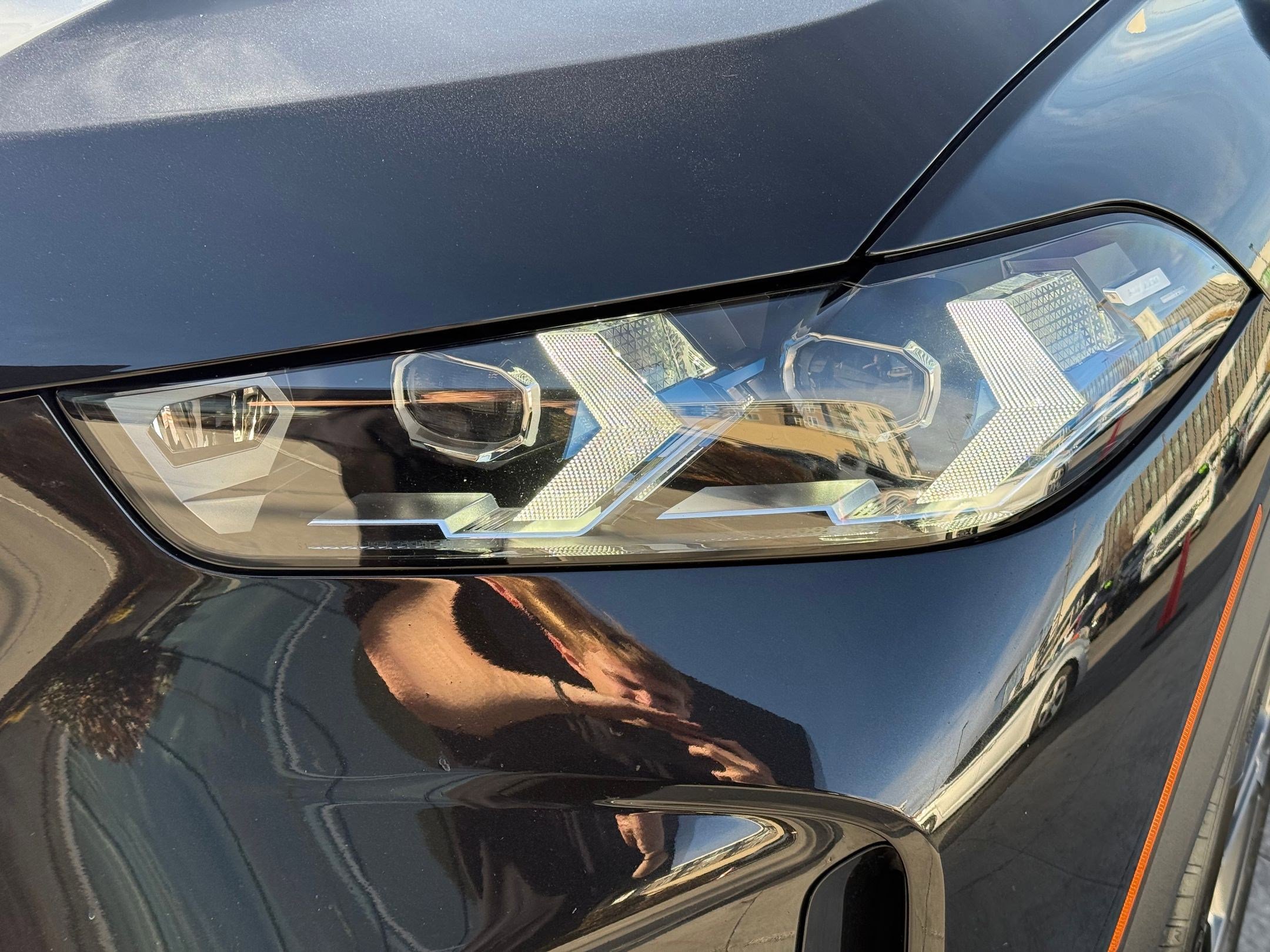 Used 2025 BMW X5 sDrive40i w/ Premium Package image 12