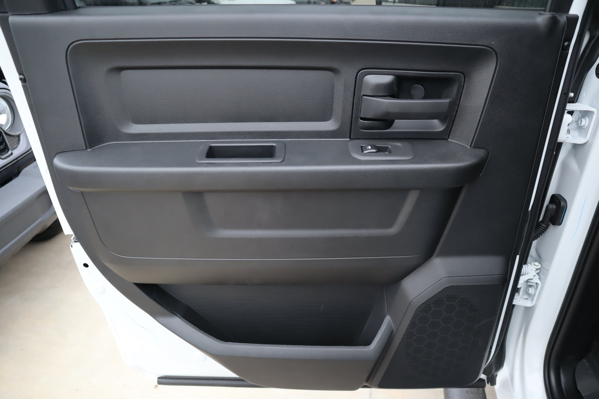 New 2027 RAM 3500 Tradesman AWD/4WD image 17