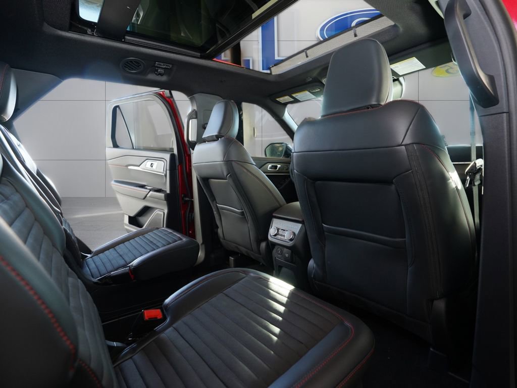 New 2025 Ford Explorer ST-Line w/ Premium Package image 21