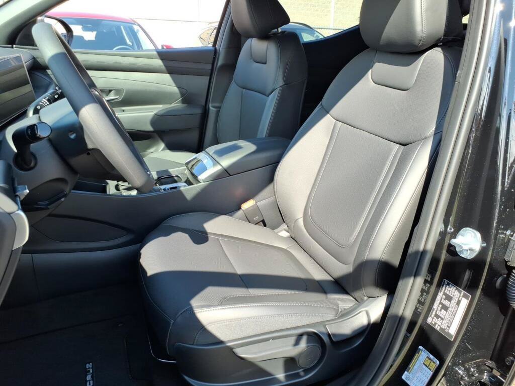 New 2027 Hyundai Santa Cruz SE AWD/4WD image 6