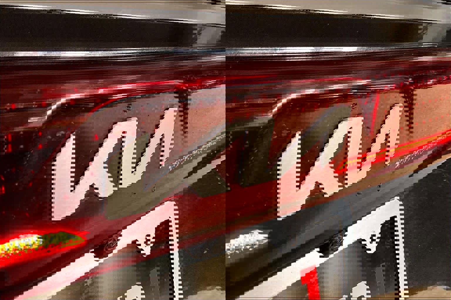 Used 2022 Kia Carnival SX Prestige image 30