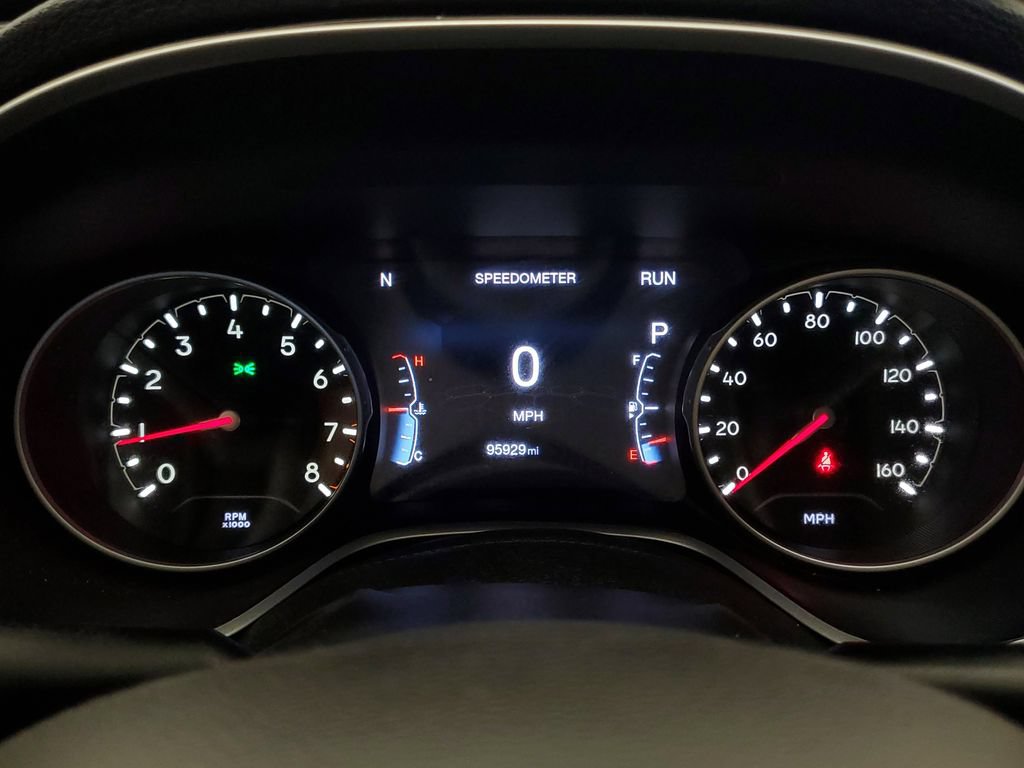 Used 2017 Jeep Compass Latitude w/ Popular Equipment Group AWD/4WD image 18