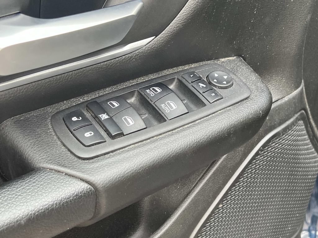 Used 2023 RAM 1500 Big Horn AWD/4WD image 15
