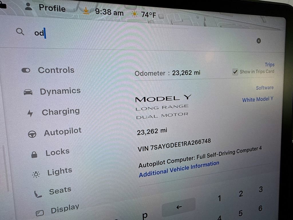 Used 2024 Tesla Model Y Long Range image 35