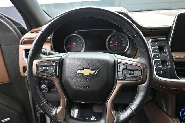 Used 2021 Chevrolet Tahoe High Country w/ Premium Package AWD/4WD image 17