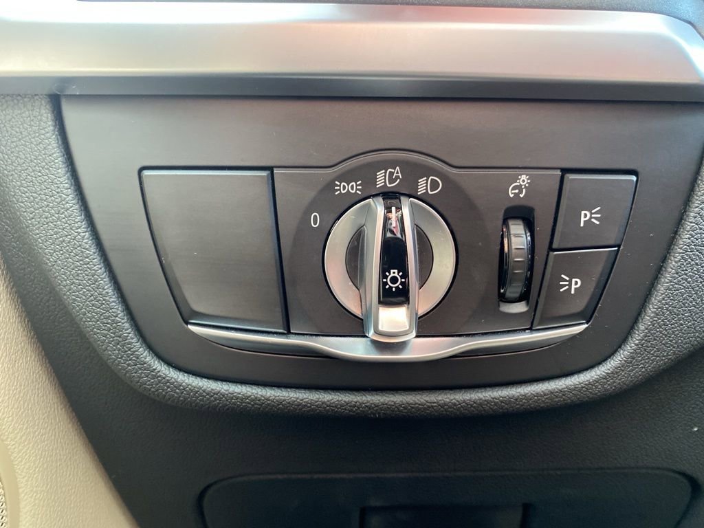 Used 2024 BMW X3 xDrive30i w/ Premium Package image 21