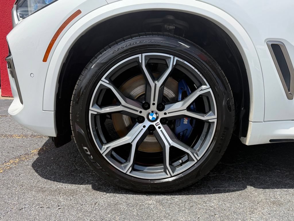 Used 2021 BMW X5 M50i w/ Executive Package AWD/4WD image 6