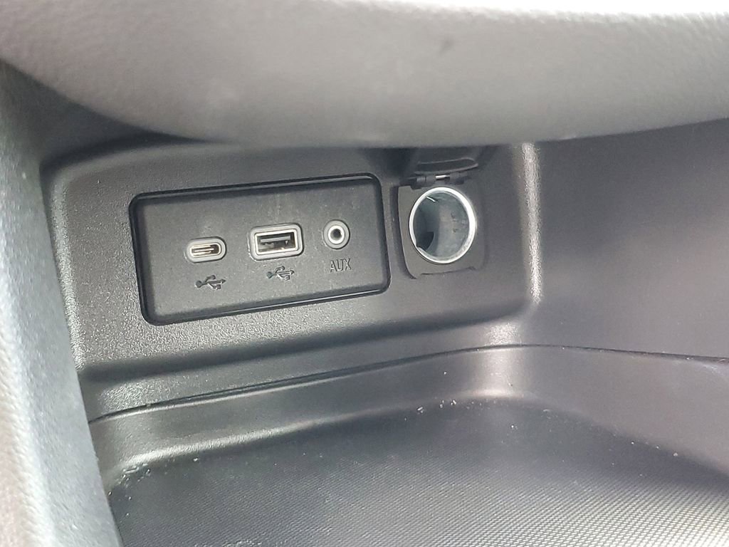 Used 2022 Chevrolet Equinox LT image 22