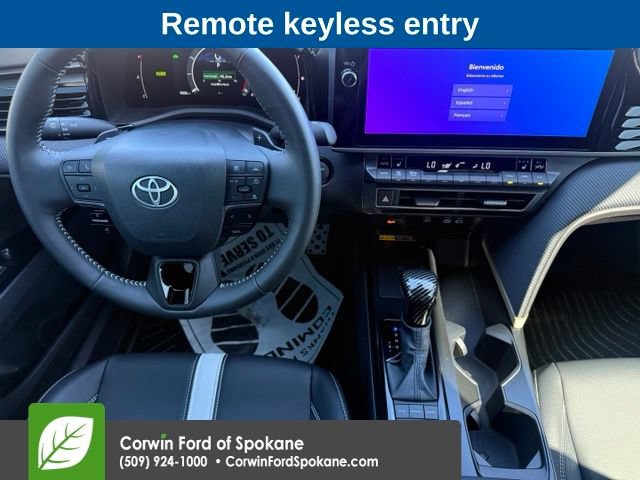Used 2025 Toyota Camry SE w/ Multimedia Upgrade Package AWD/4WD image 3