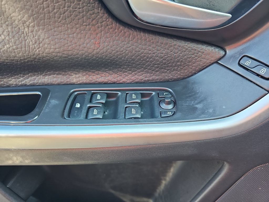Used 2011 Volvo XC60 3.2 FWD image 27