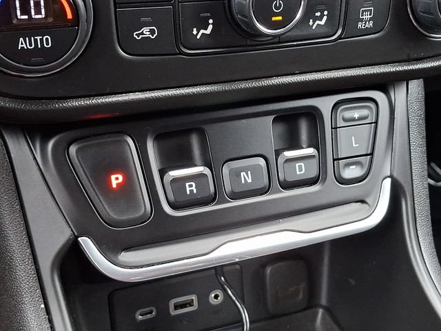 Used 2020 GMC Terrain SLE w/ Driver Convenience Package AWD/4WD image 15