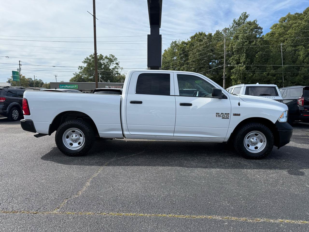 Used 2019 RAM 1500 Classic Tradesman AWD/4WD image 4