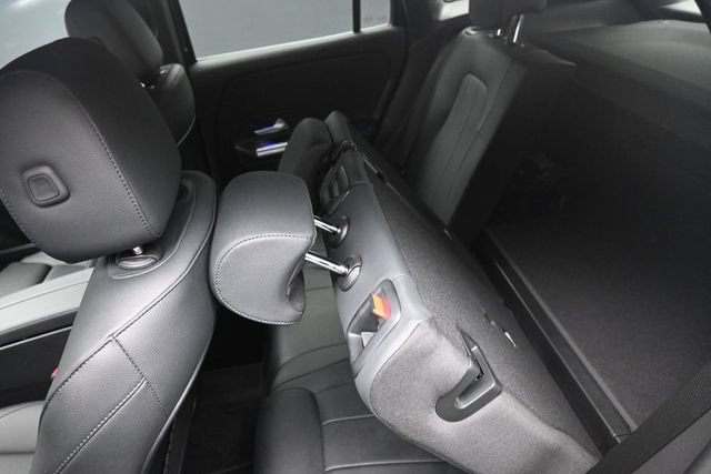 Certified 2025 Mercedes-Benz GLA 250 image 24