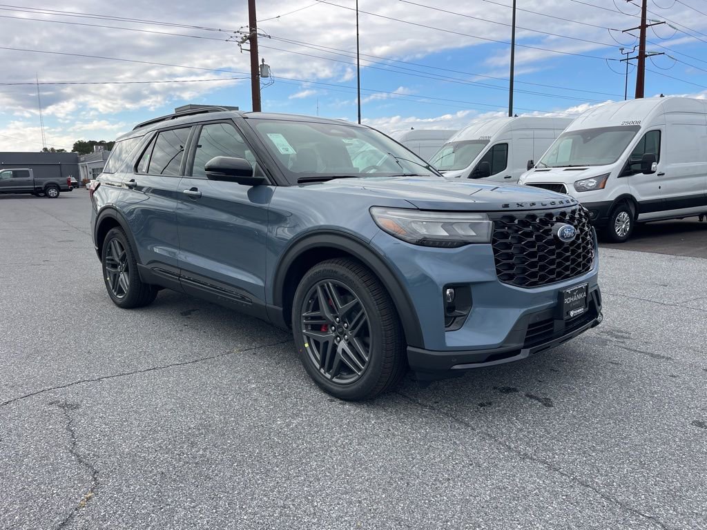 New 2026 Ford Explorer ST w/ Sun And Sound Package image 4