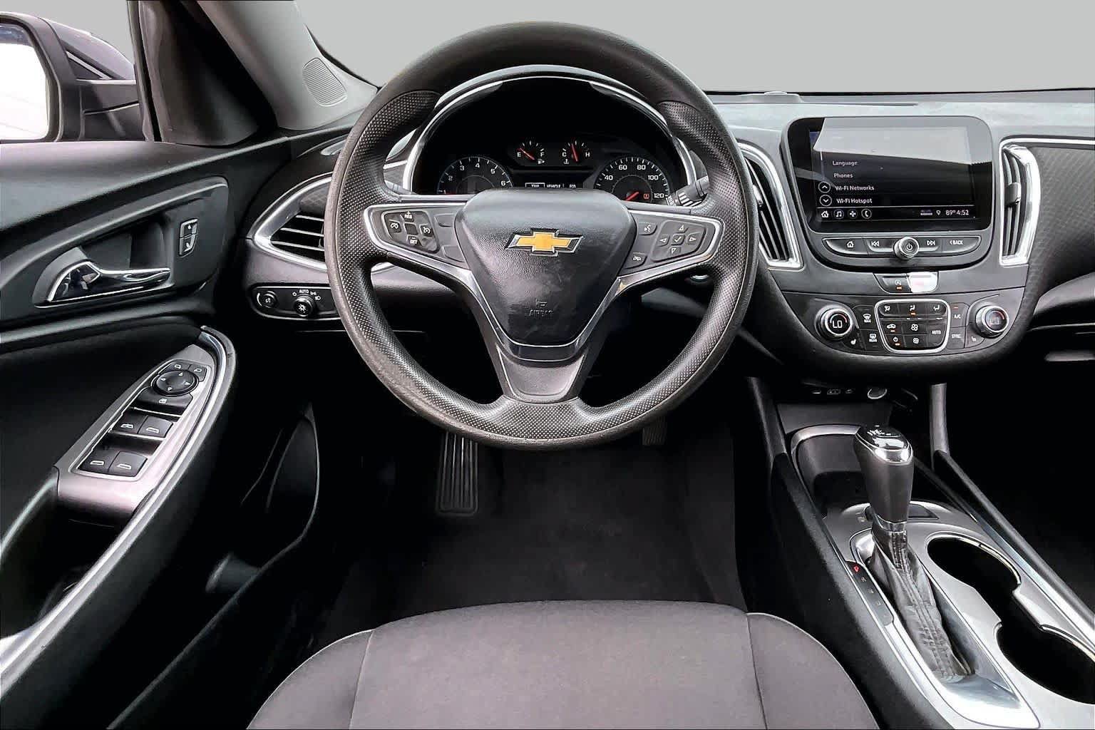 Used 2020 Chevrolet Malibu LT FWD image 6