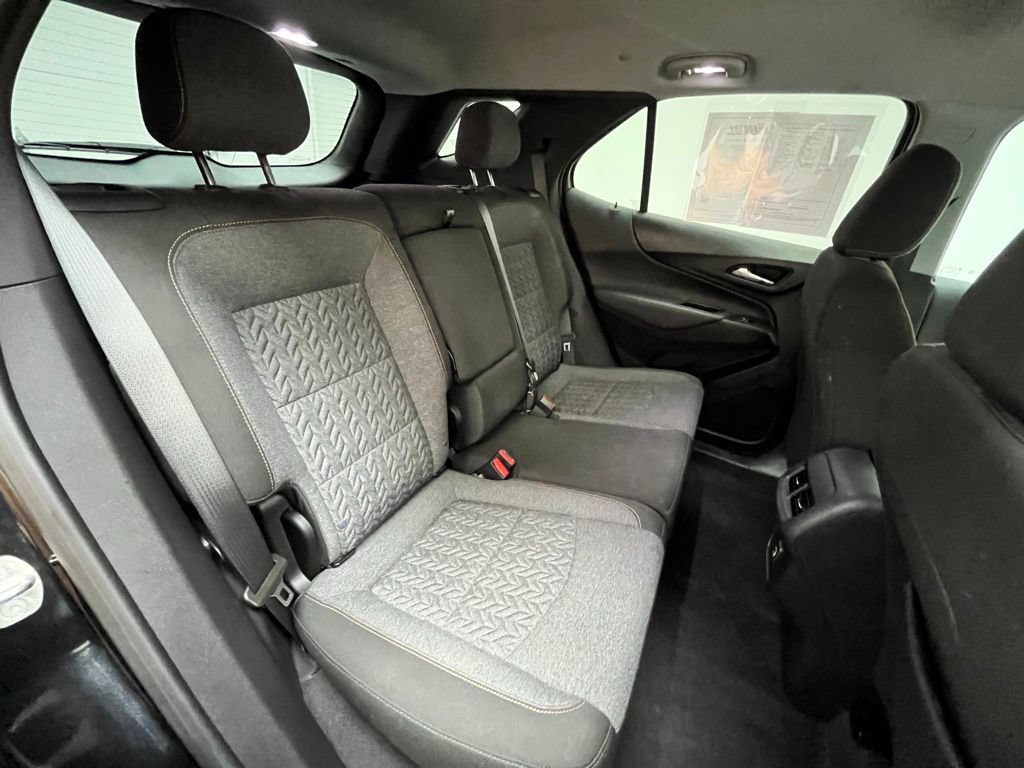 Used 2023 Chevrolet Equinox LT AWD/4WD image 35