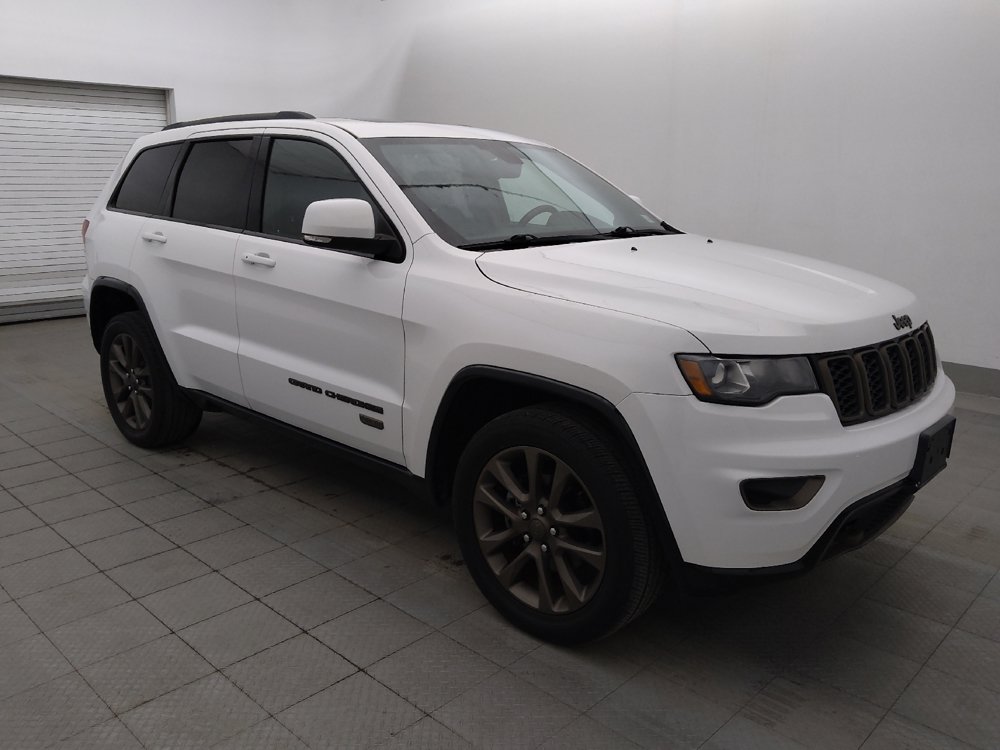 Used 2016 Jeep Grand Cherokee Limited 75th Anniversary AWD/4WD image 11