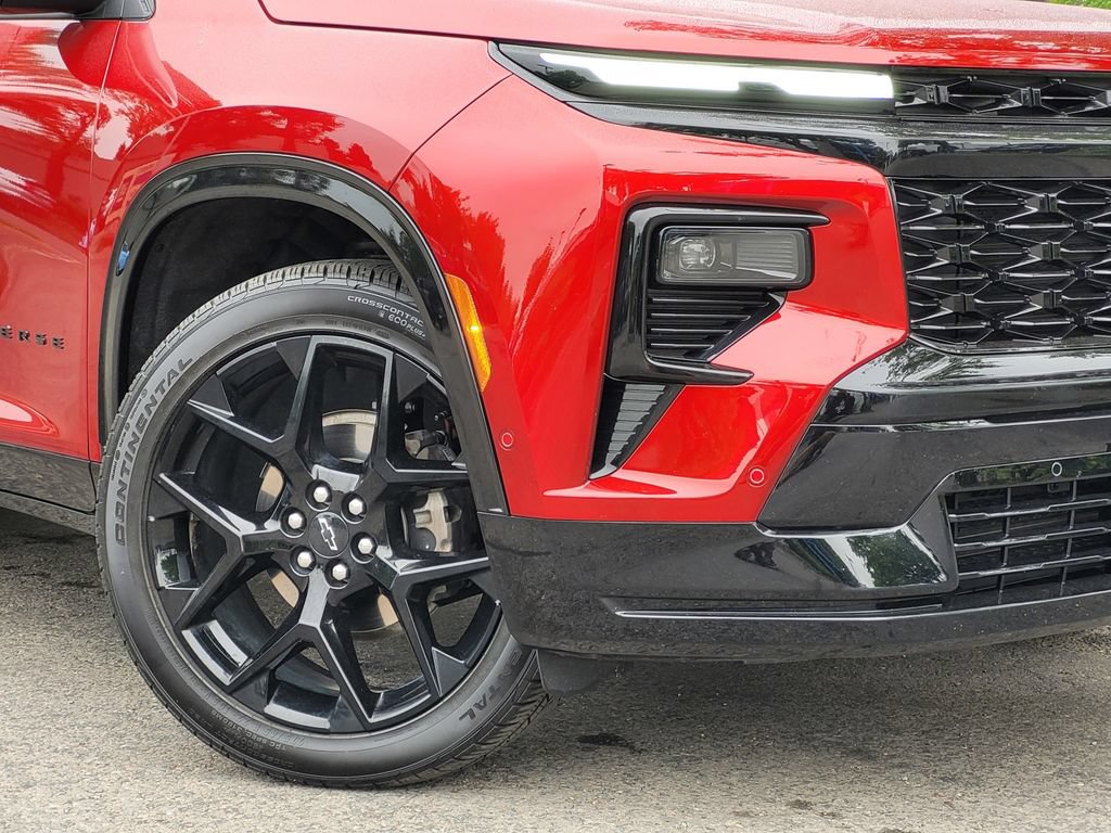 Used 2024 Chevrolet Traverse RS AWD/4WD image 3