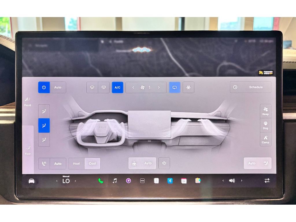 Used 2024 Tesla Model X image 32