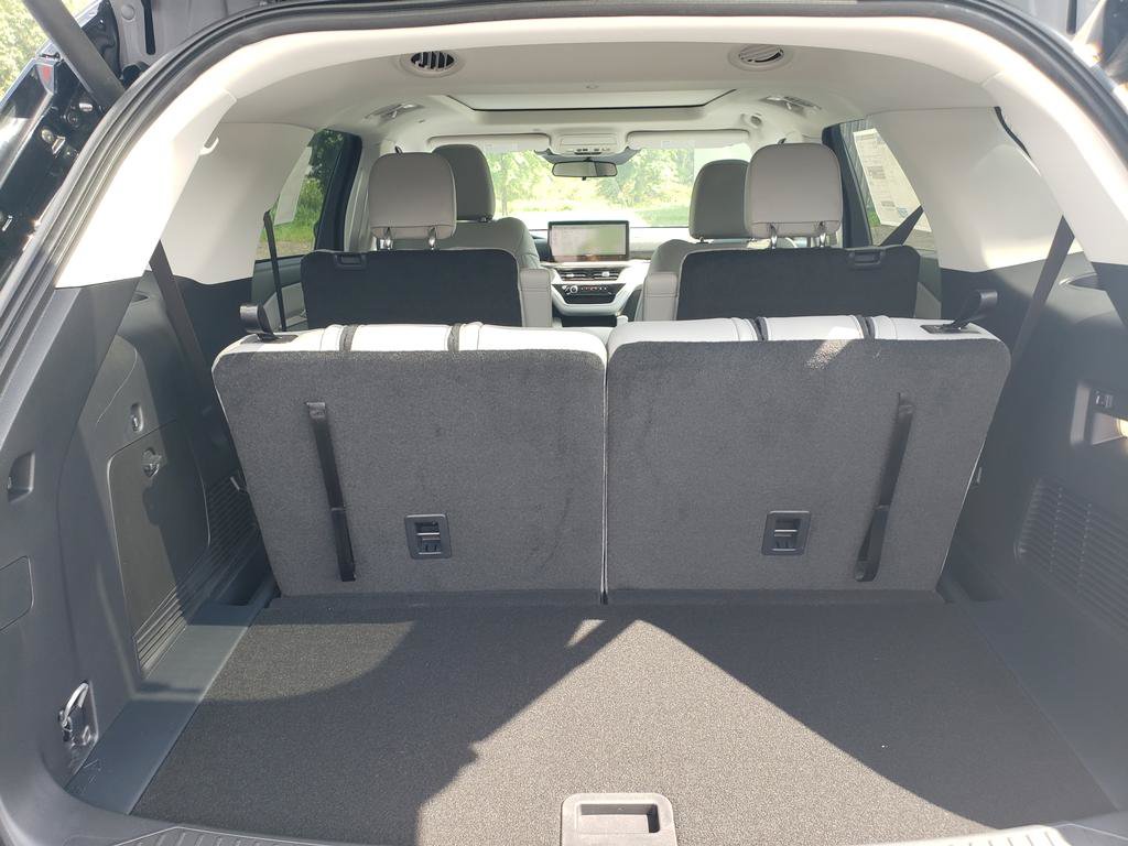 New 2026 Ford Explorer Active w/ Active Comfort Package AWD/4WD image 5