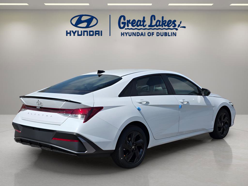 New 2026 Hyundai Elantra Sport FWD image 5