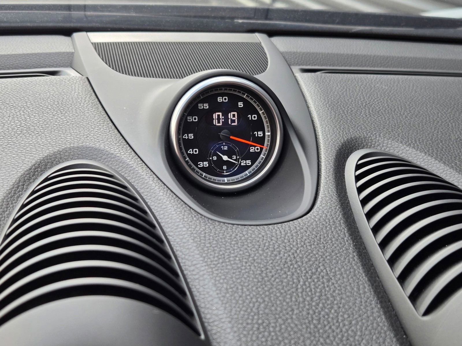 Used 2022 Porsche 718 Cayman S RWD image 18