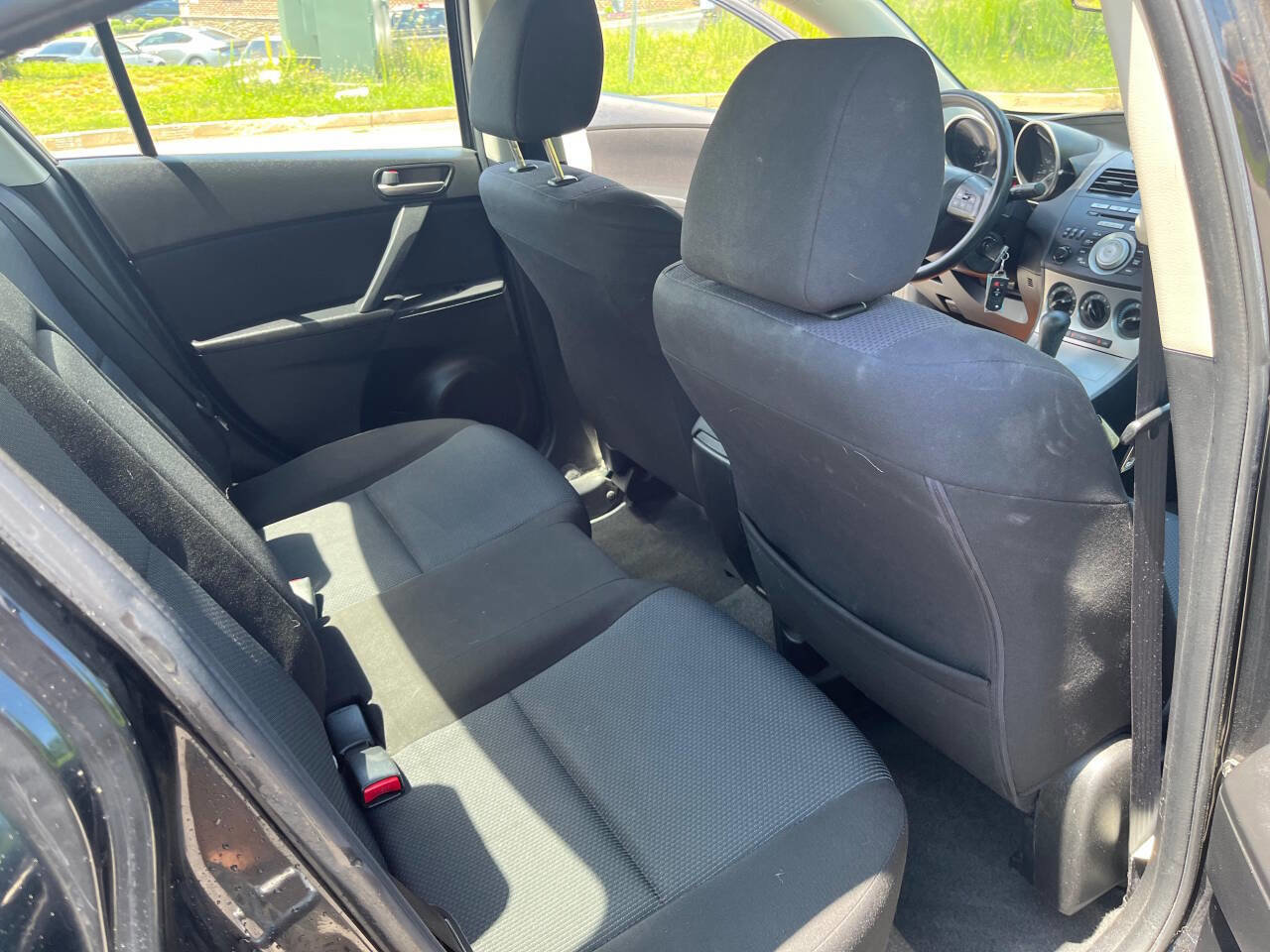 Used 2011 MAZDA MAZDA3 i Touring FWD image 13