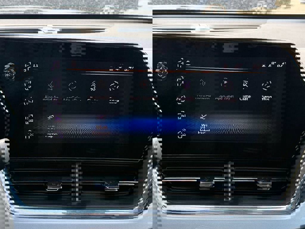 Used 2025 Chevrolet Trax LT w/ Driver Confidence Package image 18