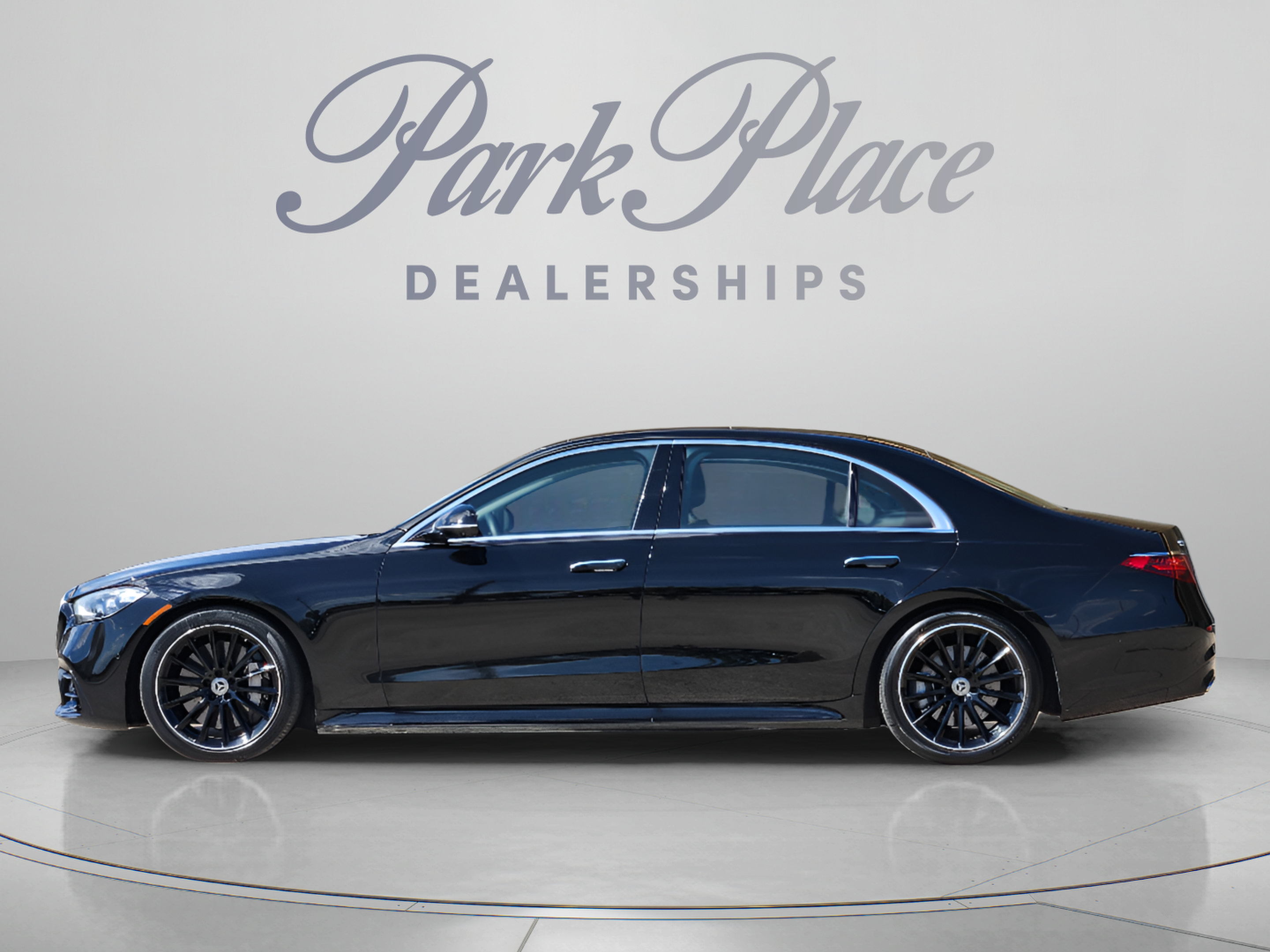 Certified 2022 Mercedes-Benz S 580 4MATIC Sedan image 2