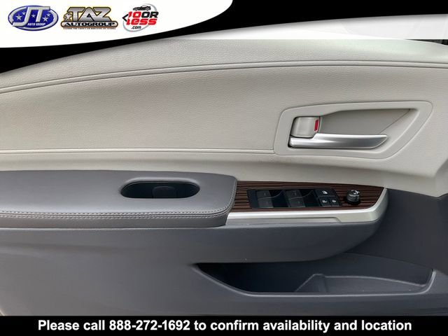 Used 2022 Toyota Sienna XLE image 13