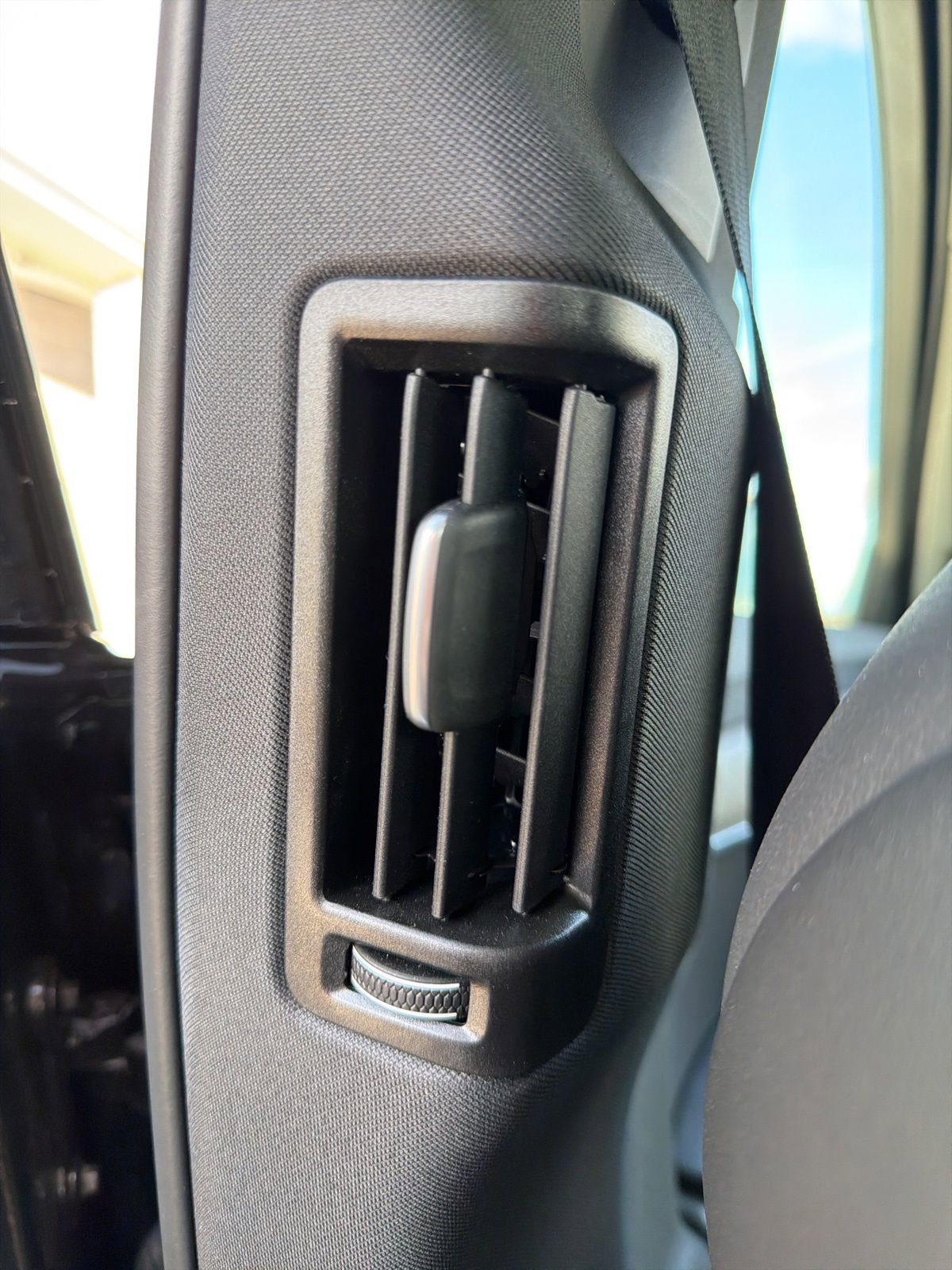 Certified 2025 Volvo S90 B6 Plus w/ Protection Package Premier image 82