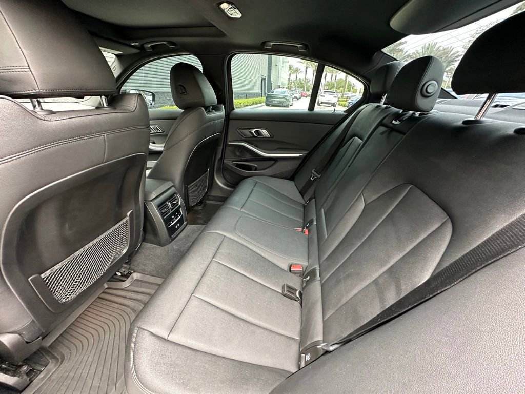 Used 2021 BMW 330i Sedan w/ M Sport Package RWD image 35