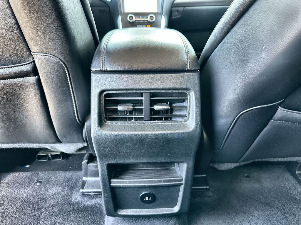 Used 2024 Ford Edge SEL AWD/4WD image 21