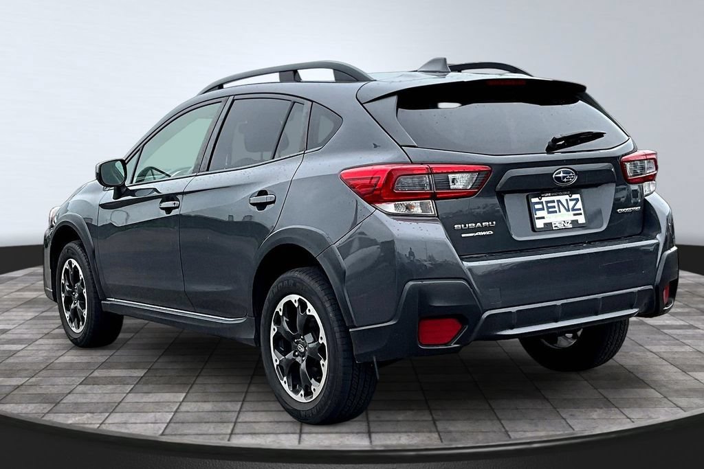 Used 2021 Subaru Crosstrek 2.0i Premium w/ Moonroof Package AWD/4WD image 4
