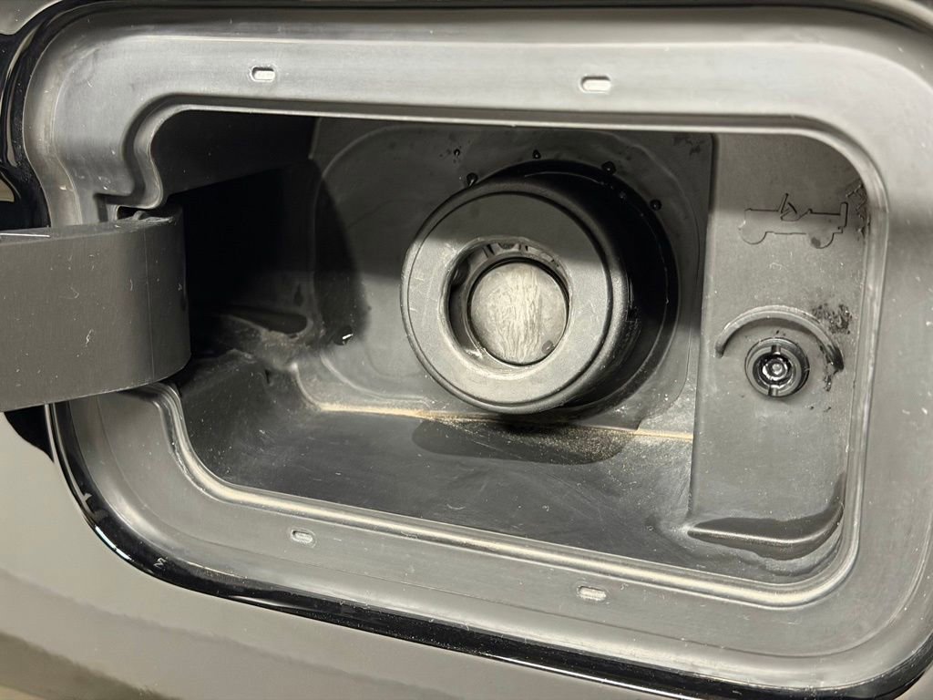 Used 2021 Jeep Grand Cherokee L Summit w/ Luxury Tech Group V image 18