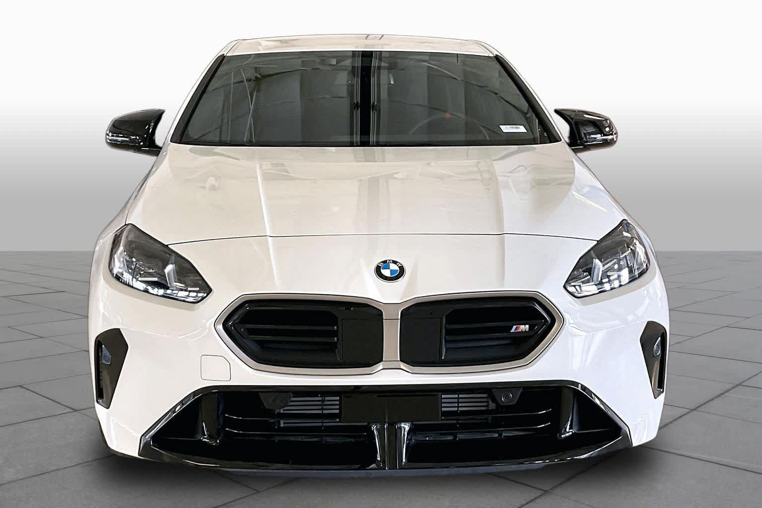 Used 2025 BMW M235i xDrive AWD/4WD image 3