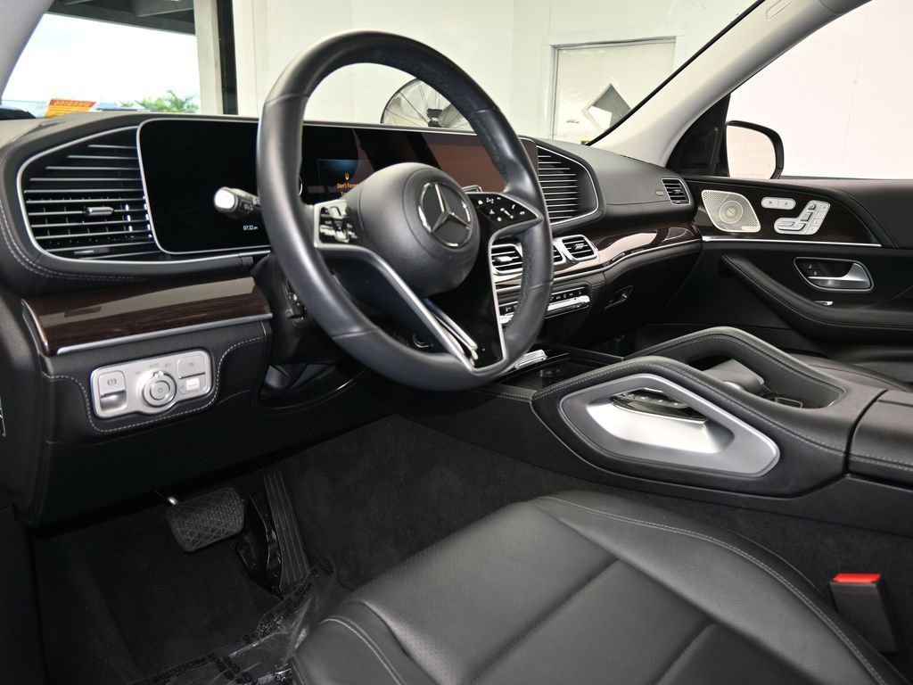 Used 2024 Mercedes-Benz GLE 450 4MATIC image 13