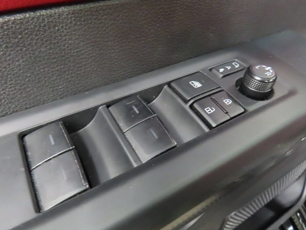 Used 2025 Toyota Tundra Limited AWD/4WD image 68