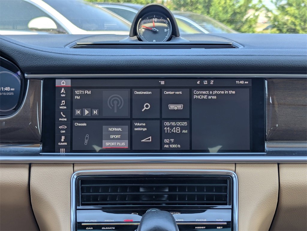 Used 2019 Porsche Panamera 4 image 12