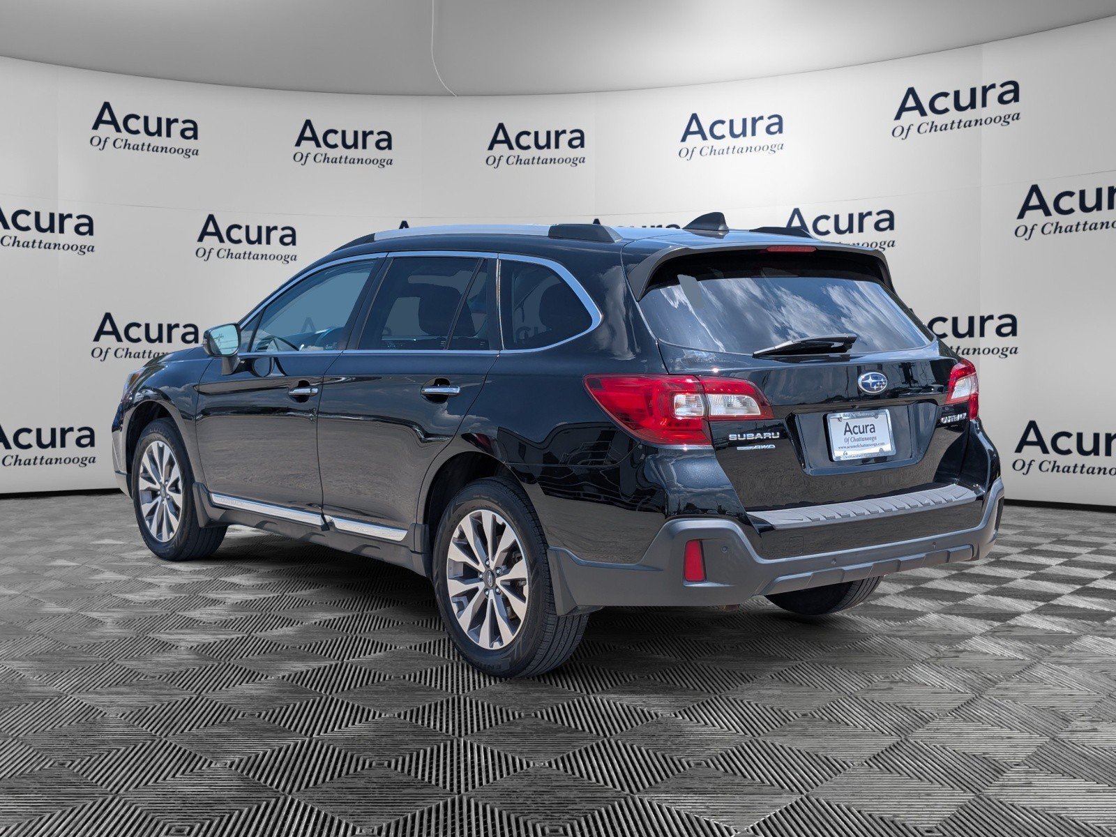 Used 2019 Subaru Outback 2.5i Touring AWD/4WD image 7