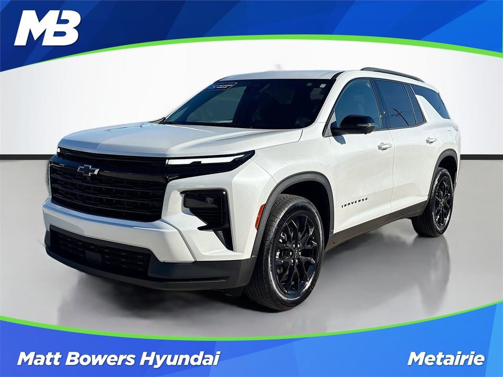 Used 2024 Chevrolet Traverse LT w/ Midnight/Sport Edition